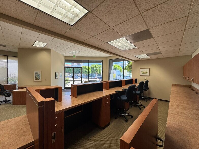 More Photos Of 12401 Wilshire Blvd, Los Angeles Medical For Lease