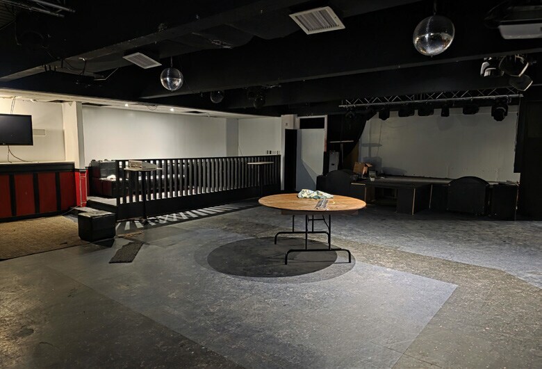 More Photos Of 72 James St, Parry Sound Hotel For Sale