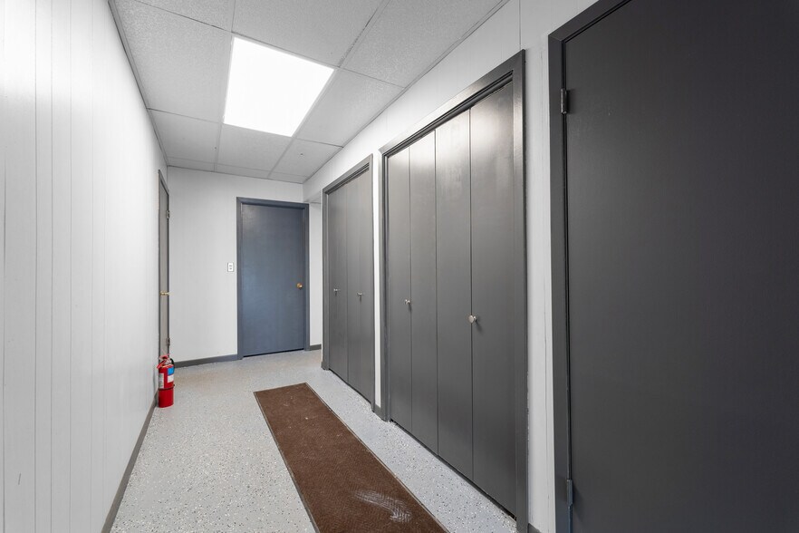 More Photos Of 14392 W Expressway 83, Harlingen Industrial For Sale