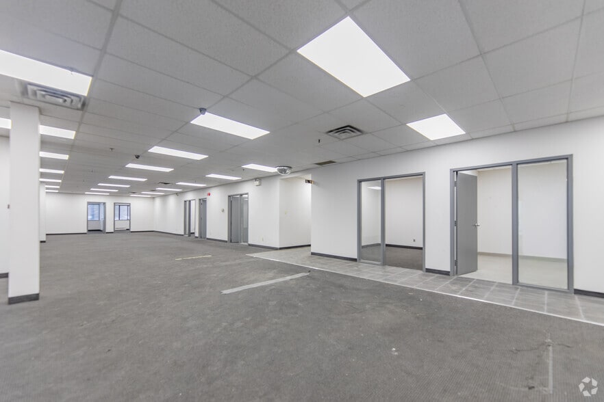 More Photos Of 8069 Lawson Rd, Milton Manufacturing For Sale