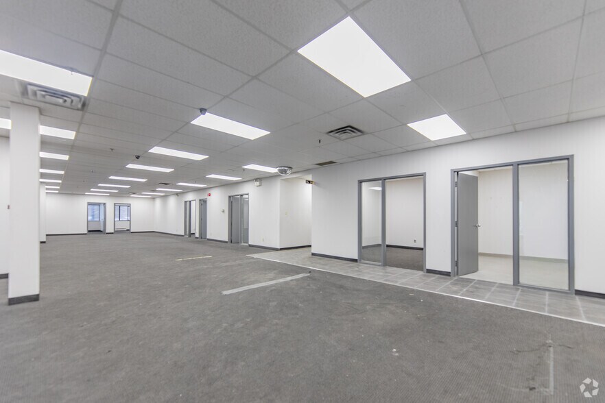 More Photos Of 8069 Lawson Rd, Milton Manufacturing For Lease