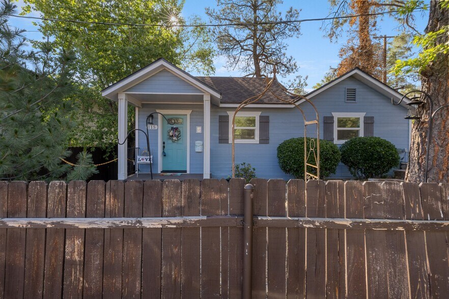 More Photos Of 115 S Alto St, Prescott Specialty For Lease