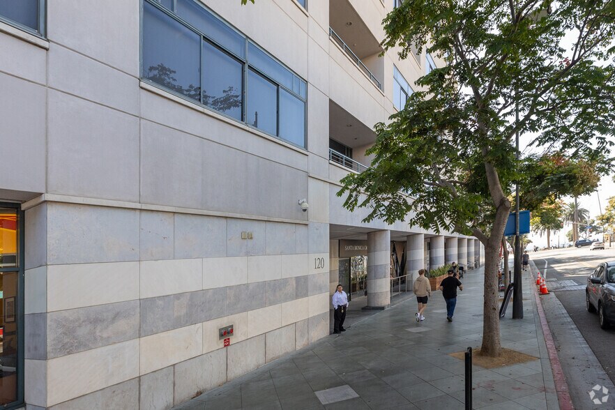 More Photos Of 120 Broadway, Santa Monica Office For Lease