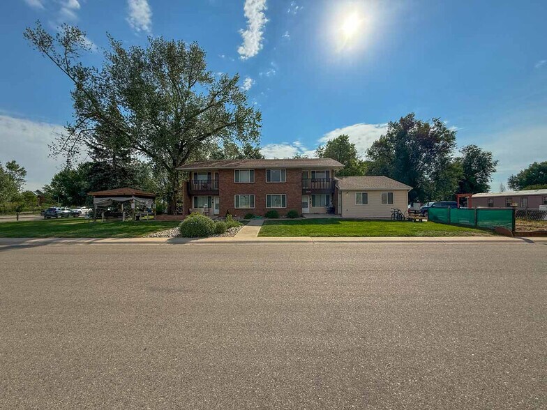 More Photos Of 101 Buckingham St, Fort Collins Apartments For Sale