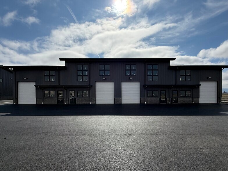 Primary Photo Of 2008 Commerce Drive - A, Medford Light Distribution For Sale