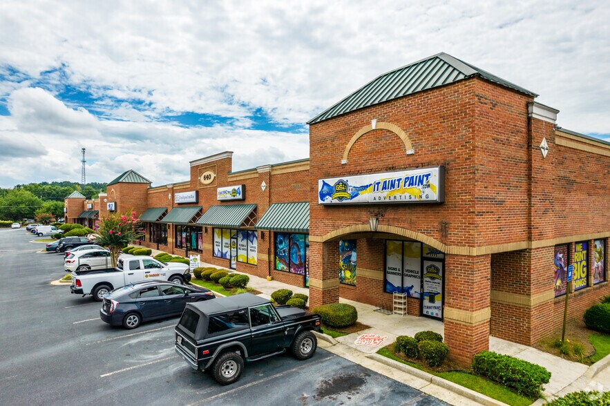 More Photos Of 640 Hwy 314, Fayetteville Freestanding For Lease