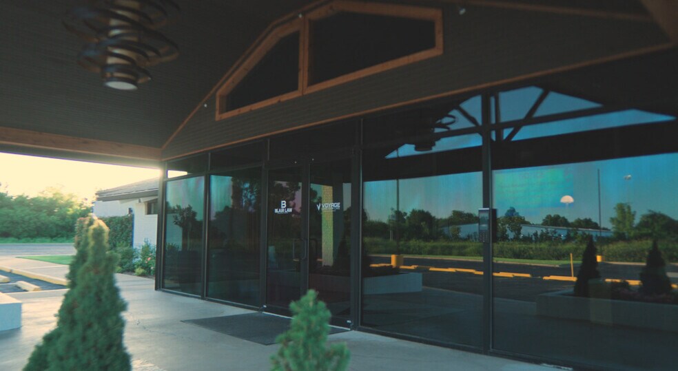 More Photos Of 617 S Air Depot Blvd, Midwest City Restaurant For Sale