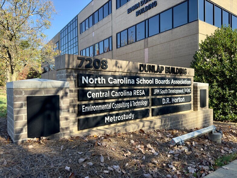 More Photos Of 7208 Falls of Neuse Rd, Raleigh Office For Lease