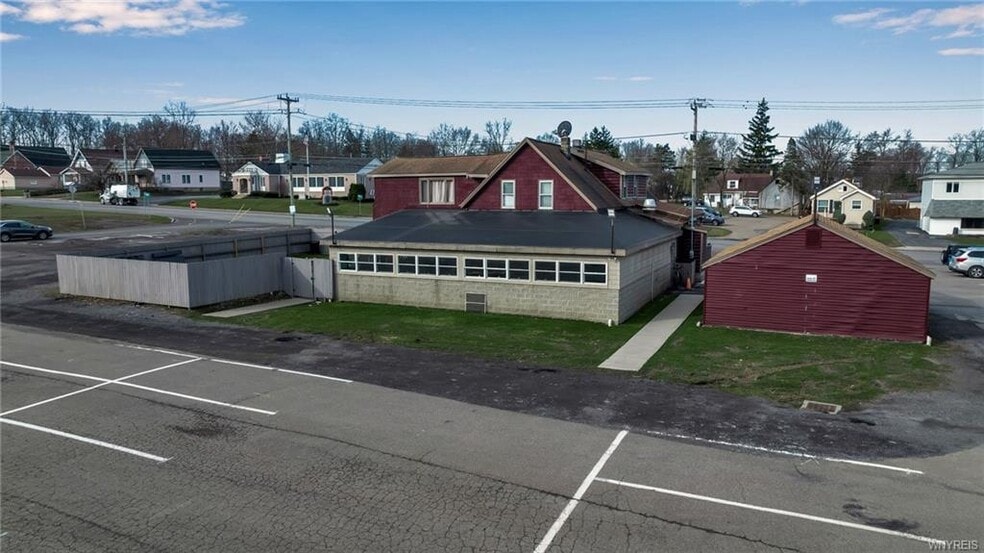 More Photos Of 3719 Abbott Rd, Orchard Park Restaurant For Sale