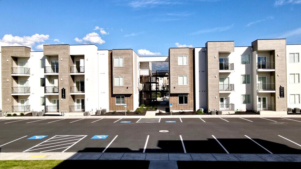 More Photos Of 1125 W 250 S, American Fork Apartments For Sale