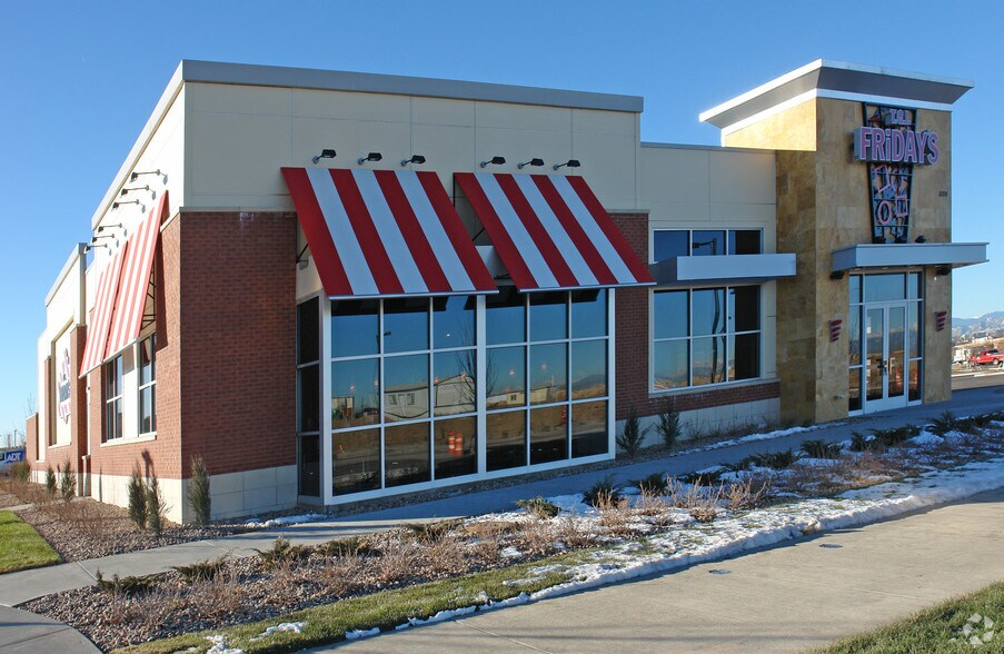 More Photos Of 8104 49th Ave, Denver Restaurant For Lease