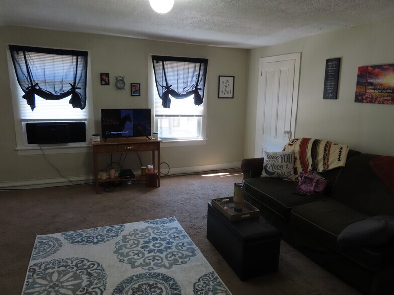 More Photos Of 130 E Spruce St, Titusville Apartments For Sale