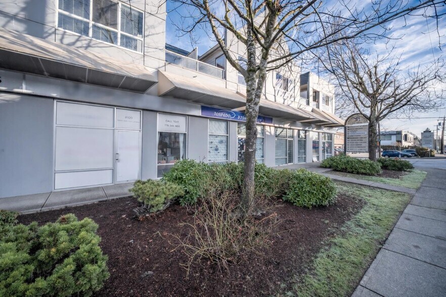 More Photos Of 19897 56th Ave, Langley Light Manufacturing For Sale