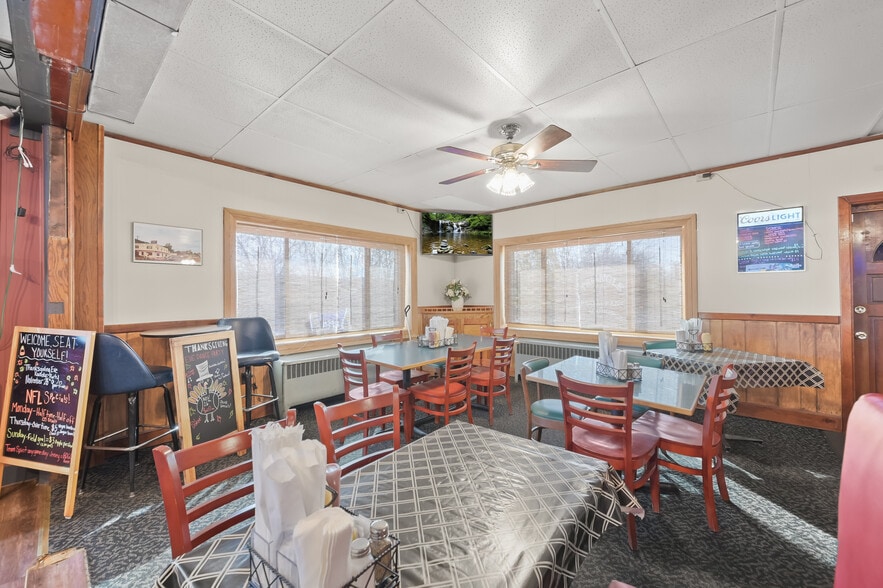 More Photos Of 200 E Main St, Hancock Restaurant For Sale