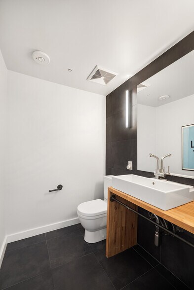 More Photos Of 14 E 4th St, New York Loft Creative Space For Lease