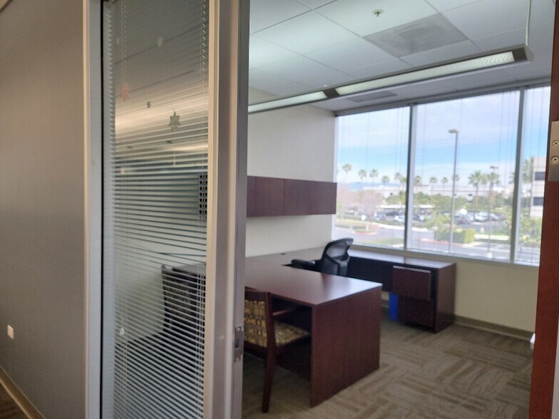 More Photos Of 3999 E Inland Empire Blvd, Ontario Office For Lease