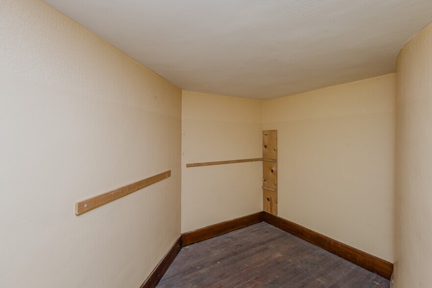 More Photos Of 920 Millington St, Winfield Storefront Retail Office For Sale