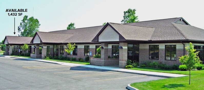 More Photos Of 3969-3975 Navarre Ave, Oregon Office For Lease