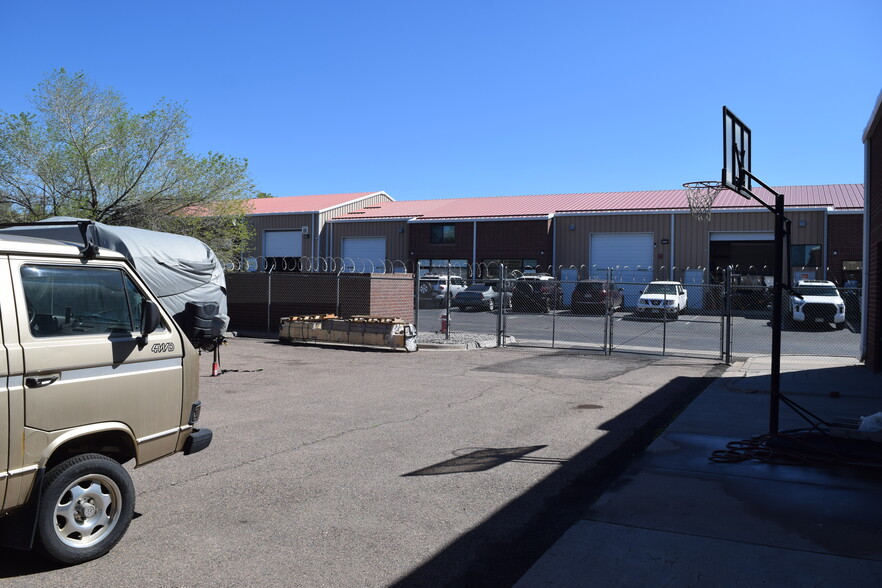 More Photos Of 2613 W 64th Ave, Denver Warehouse For Sale