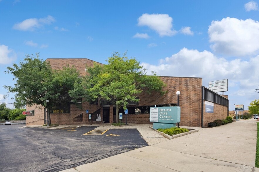 More Photos Of 10215 Roosevelt Rd, Westchester Office For Sale
