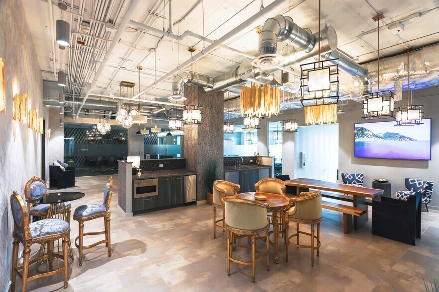 More Photos Of 121 Alhambra Plz, Coral Gables Coworking Space