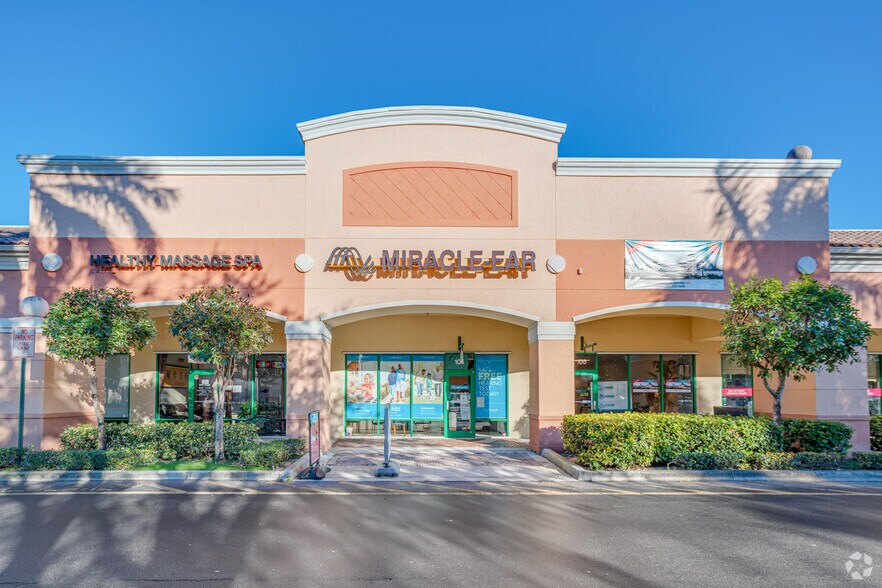 More Photos Of 13800-13900 Jog Rd, Delray Beach Unknown For Lease