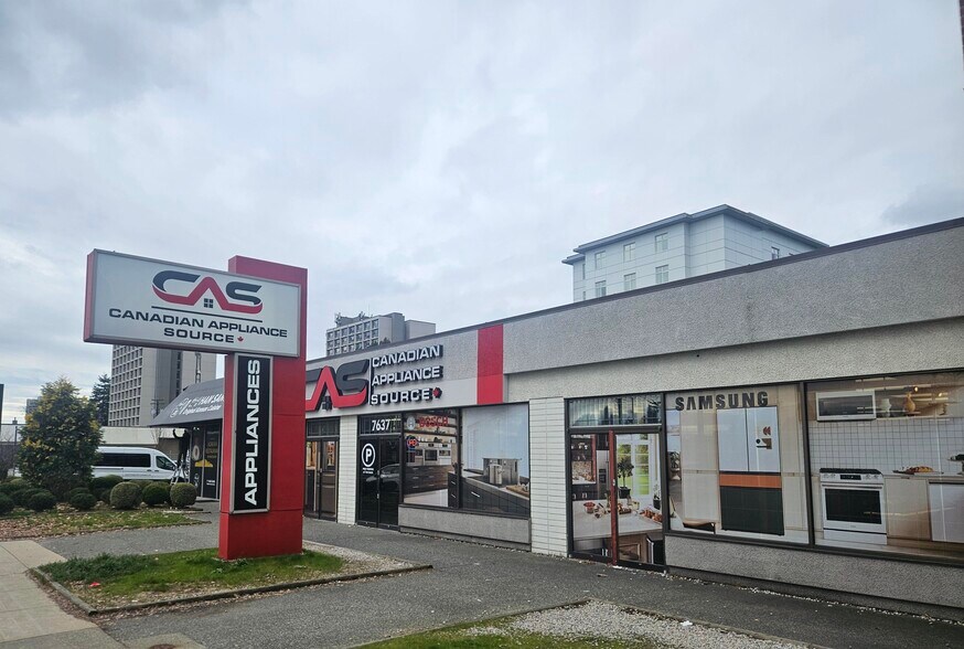 More Photos Of 7637 Edmonds St, Burnaby Storefront Retail Office For Lease