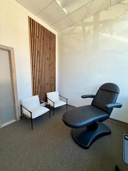 More Photos Of 12481 S Fort St, Draper Medical For Lease