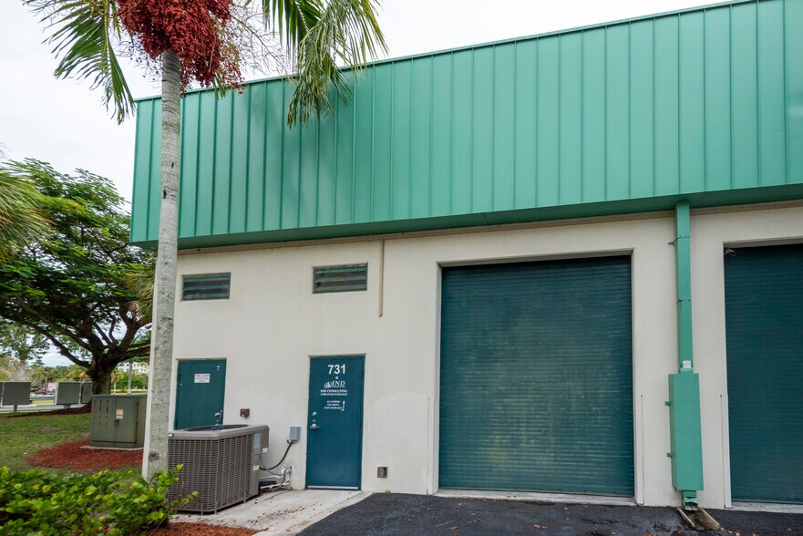 More Photos Of 731-745 Shotgun Rd, Sunrise Light Manufacturing For Sale