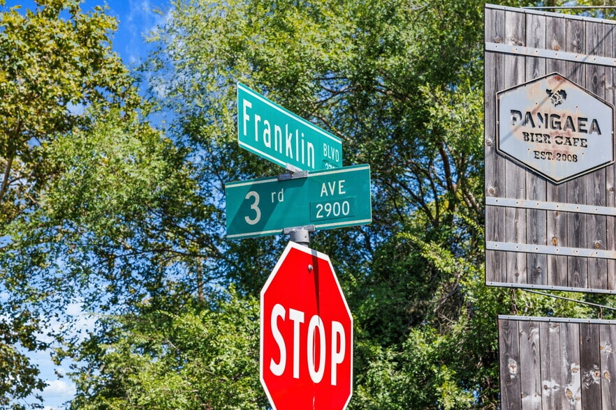 More Photos Of 2741 Franklin Blvd, Sacramento Storefront Retail Office For Sale