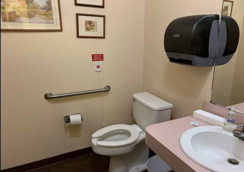 More Photos Of 770 SE 5th Ter, Crystal River Medical For Lease