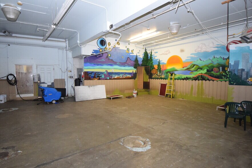 More Photos Of 836-838 Poplar Pl S, Seattle Manufacturing For Lease