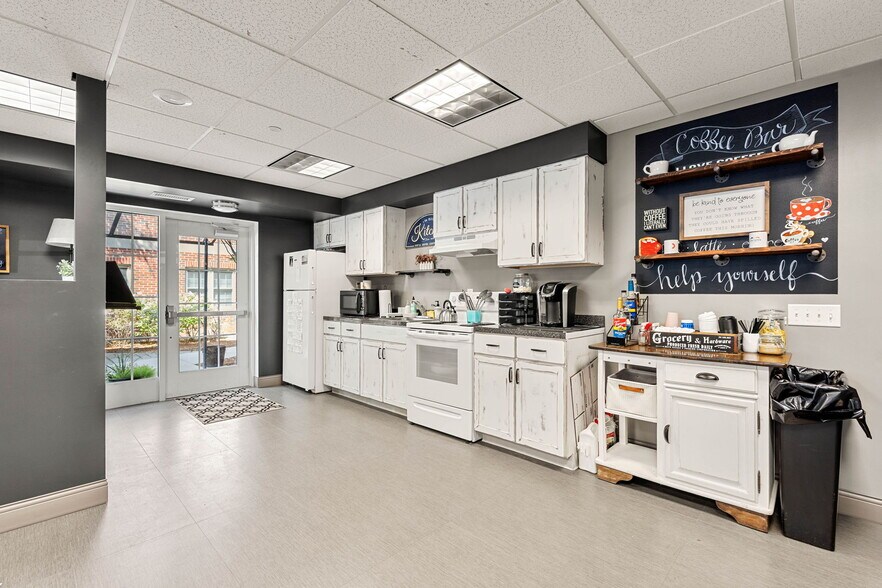 More Photos Of 120 Emerald St, Keene Apartments For Sale