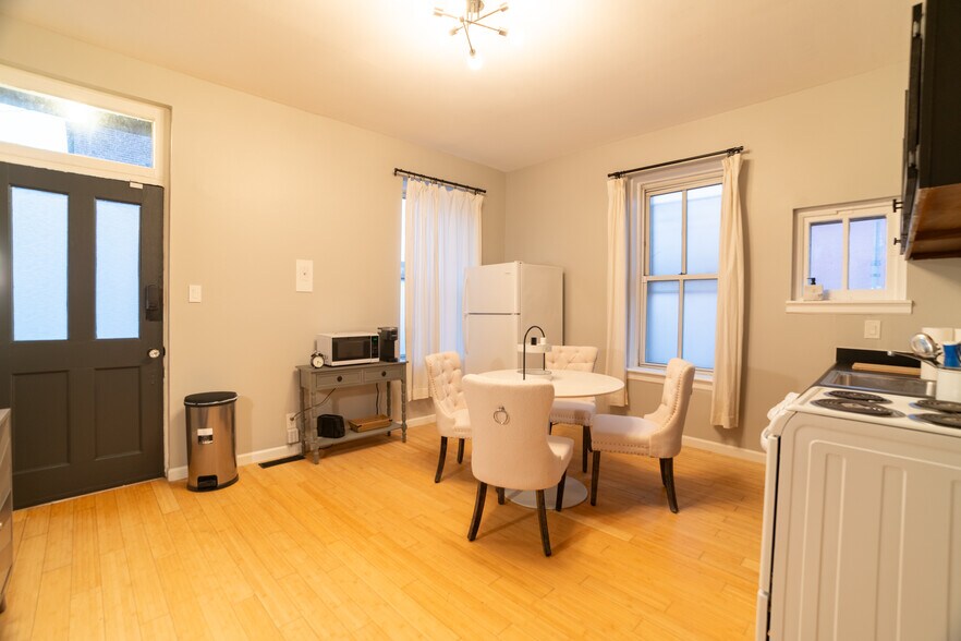 More Photos Of 1701 S 9th St, Saint Louis Multifamily For Sale