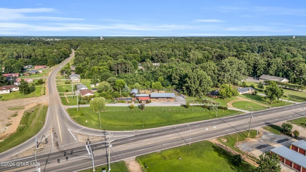 More Photos Of 8266 Highway 45 Alt N, West Point Garden Center For Sale