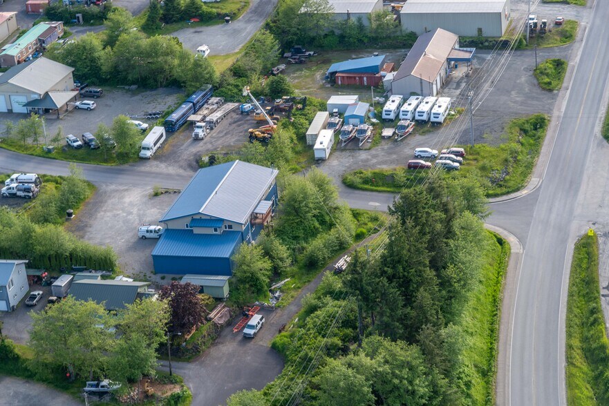 More Photos Of 400 JS Dr, Craig Flex For Sale