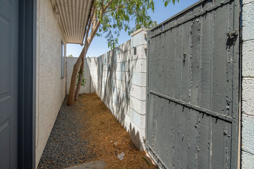 More Photos Of 2726 E Tierra Buena Ln, Phoenix Apartments For Sale