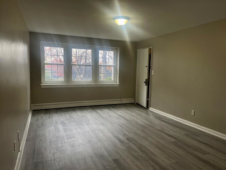 More Photos Of 2404 Longview Ave SW, Roanoke Multifamily For Sale