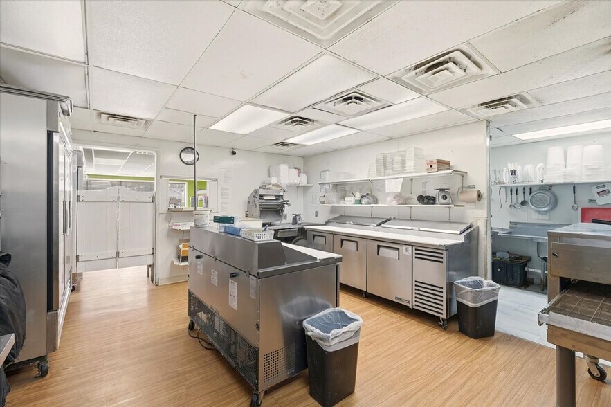 More Photos Of 547 E Main St, Ashland Restaurant For Sale