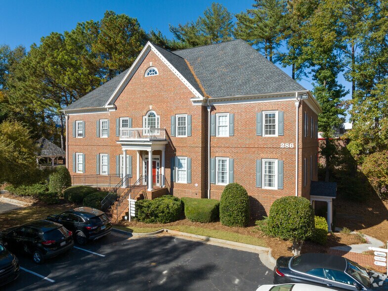 More Photos Of 284 S Main St, Alpharetta Unknown For Lease