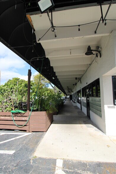 More Photos Of 1617-1657 S 21st Ave, Hollywood Storefront Retail Office For Lease