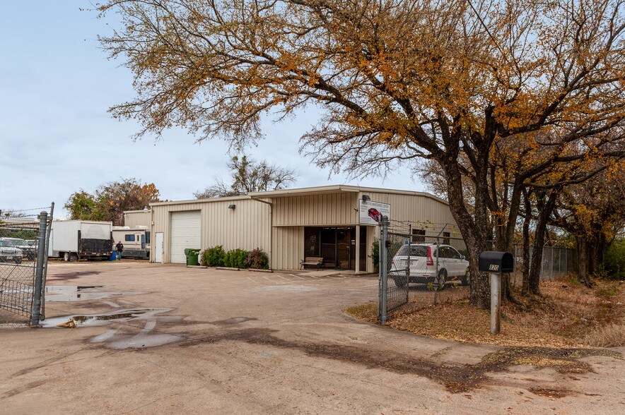 More Photos Of 820 Turner Way, Mansfield Manufacturing For Lease