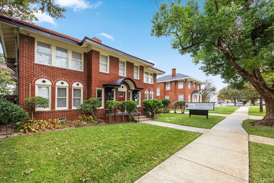 More Photos Of 708 Sul Ross St, Houston Office Residential For Sale
