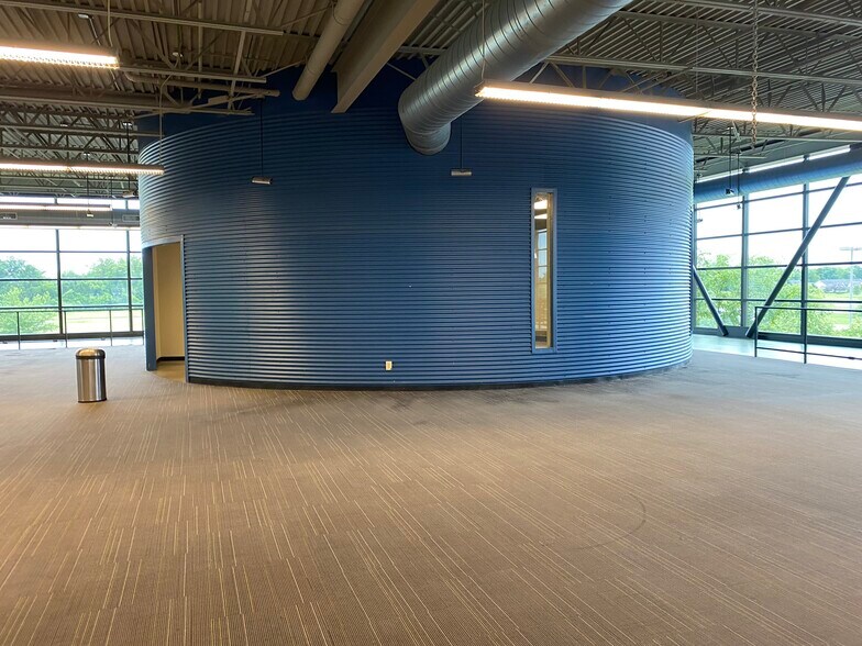 More Photos Of 3474 Sawmill Dr, Powell Health Club For Sale