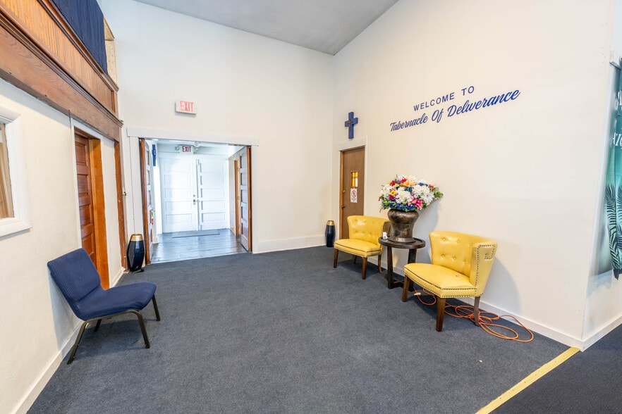 More Photos Of 6987 Union Rd, Clayton Religious Facility For Sale