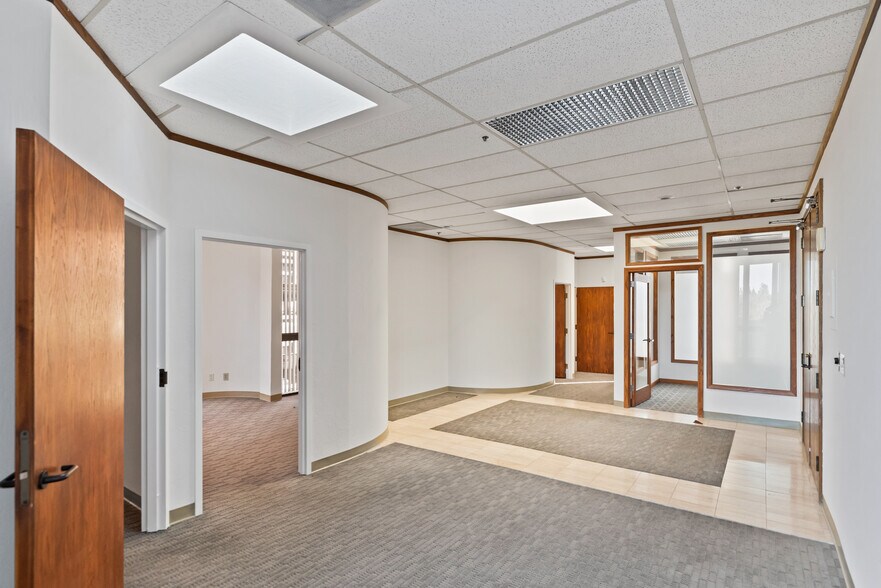 More Photos Of 540 University Ave, Palo Alto Medical For Sale