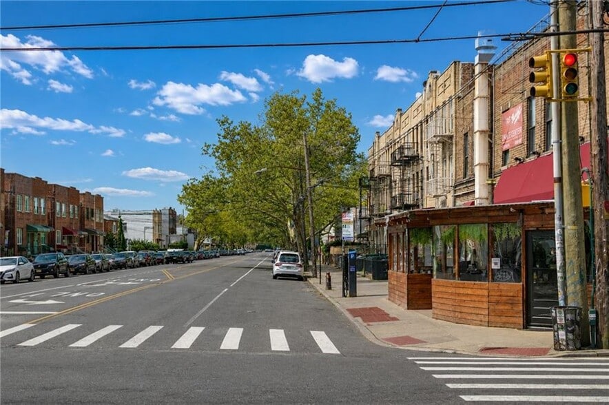 More Photos Of 178 Avenue U, Brooklyn Office For Sale