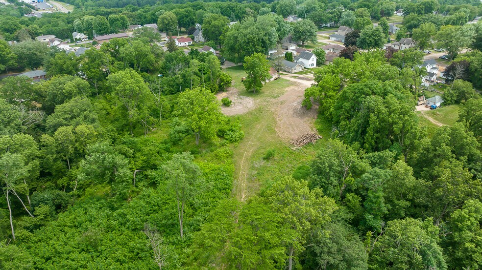 More Photos Of 600 Livingston, East Dubuque Land For Sale