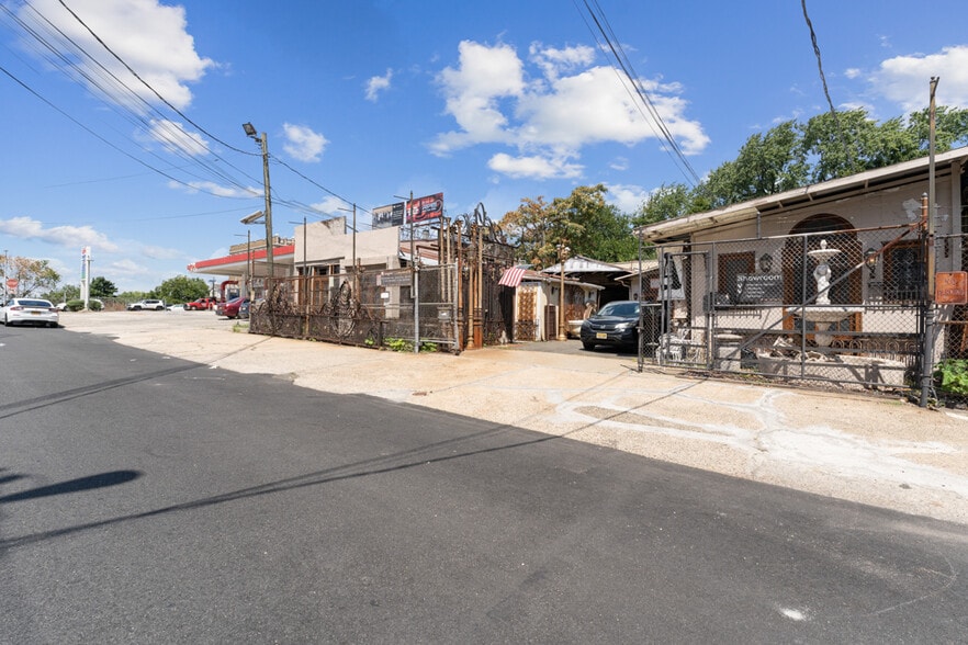 More Photos Of 246-248 Beacon Ave, Jersey City Warehouse For Sale