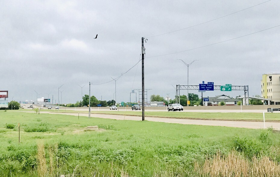 More Photos Of 1105 Central Fwy, Wichita Falls Land For Sale